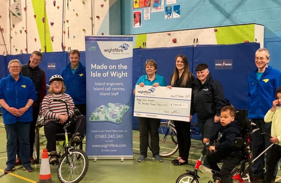 Wightfibre sponsorship isle access 2k cheque